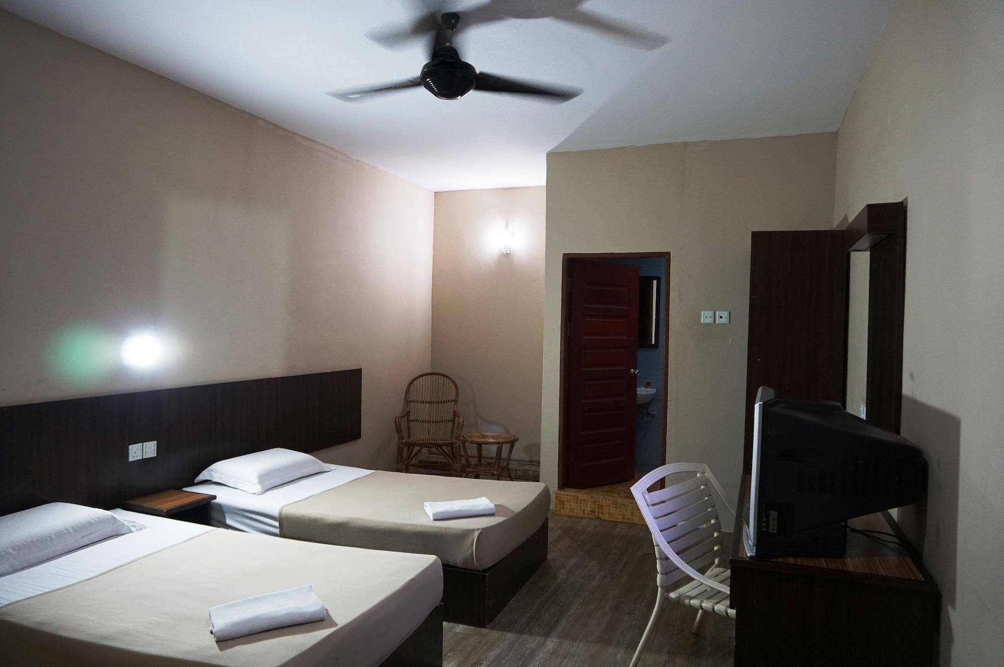 1 Baron Motel Куах Екстер'єр фото