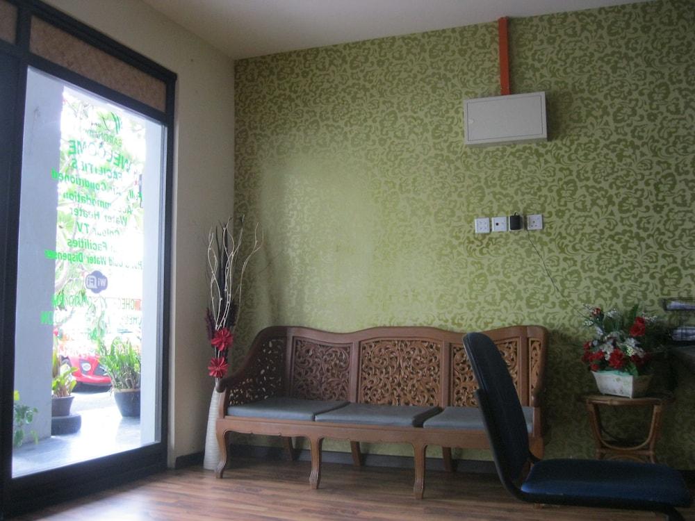 1 Baron Motel Куах Екстер'єр фото