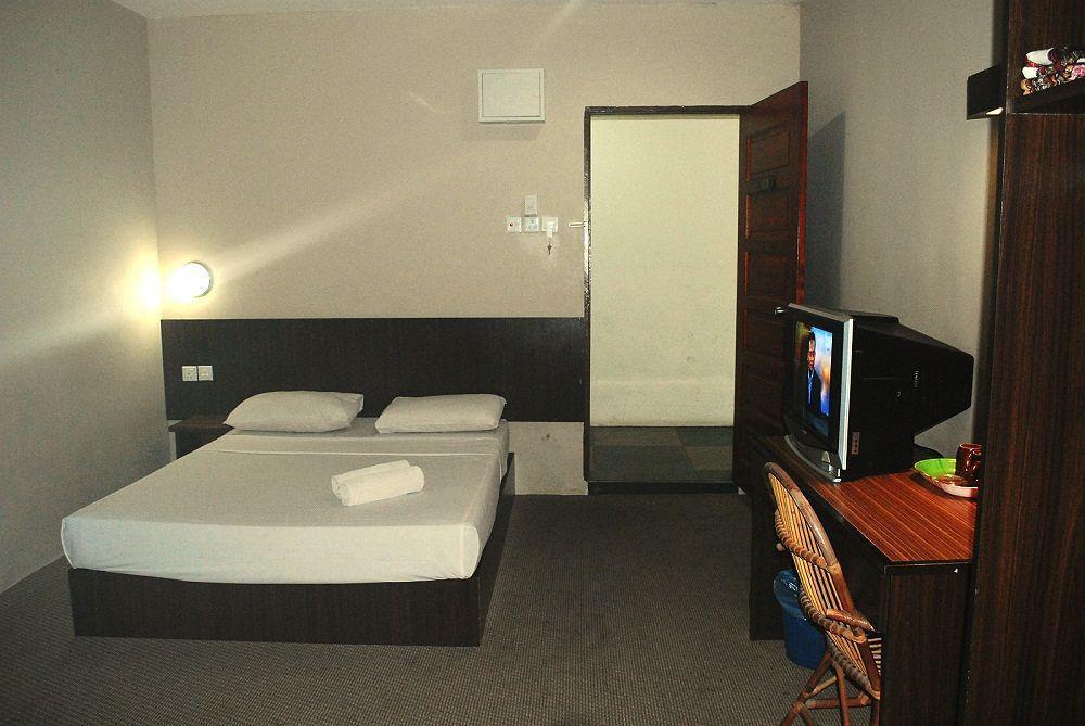 1 Baron Motel Куах Екстер'єр фото