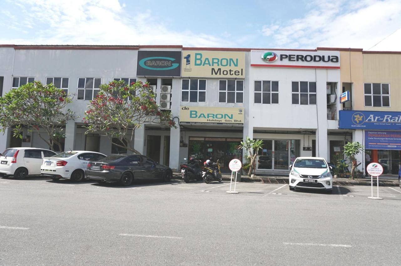 1 Baron Motel Куах Екстер'єр фото
